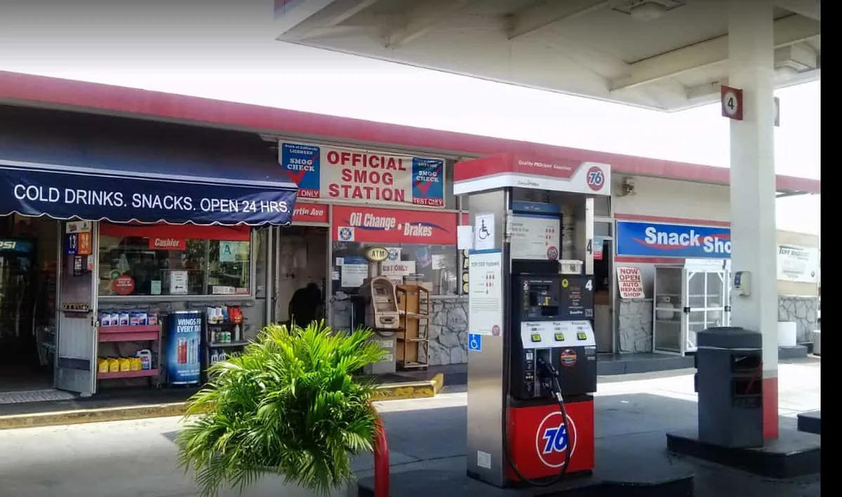 Myrtle 76 Smog Check in Monrovia