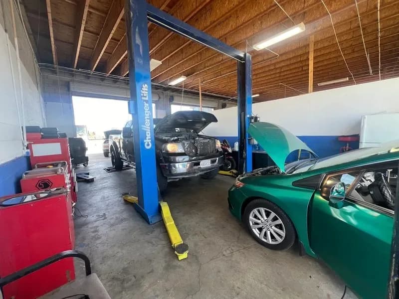 VIP Smog in Palmdale, photo 4