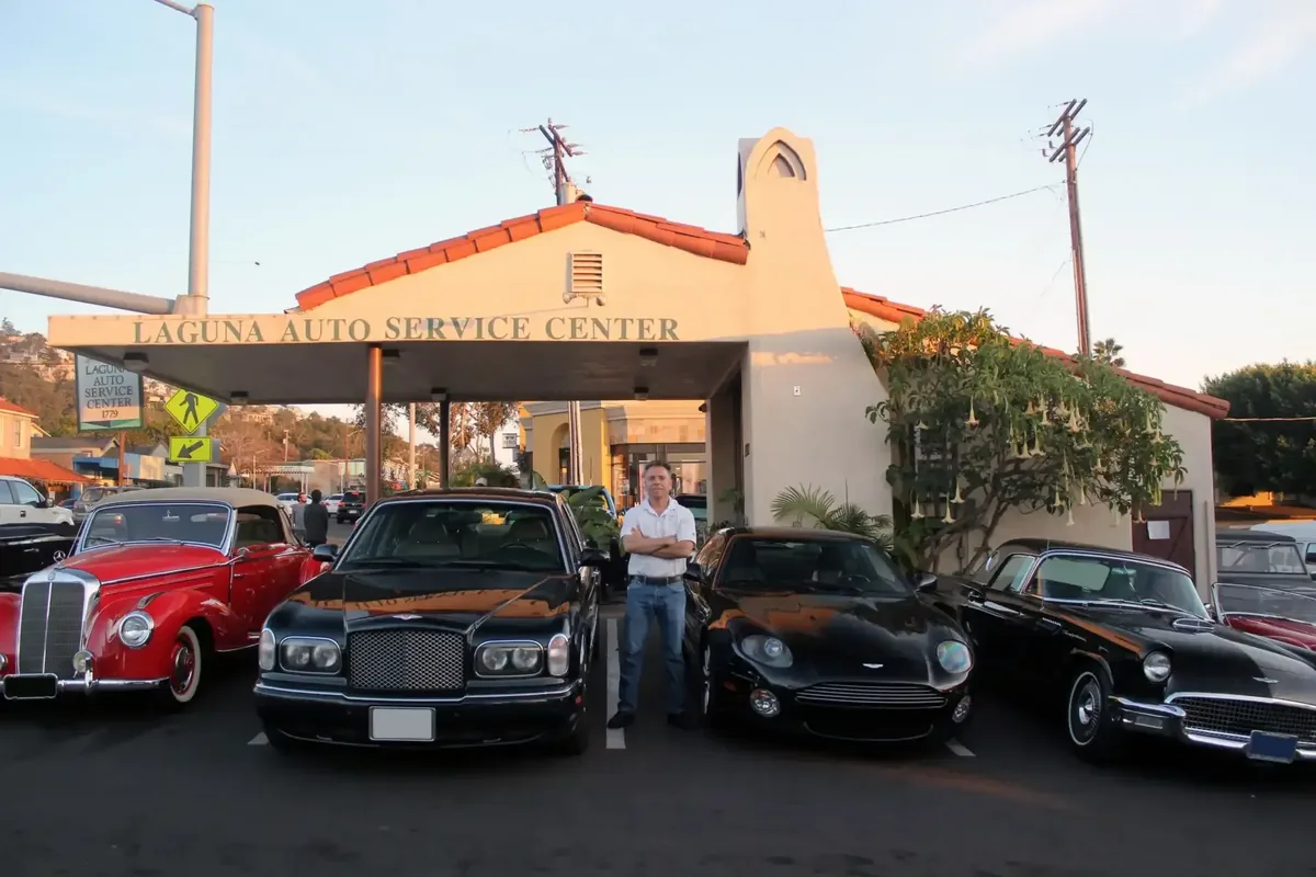 Laguna Auto Service Center in Laguna Beach, photo 2