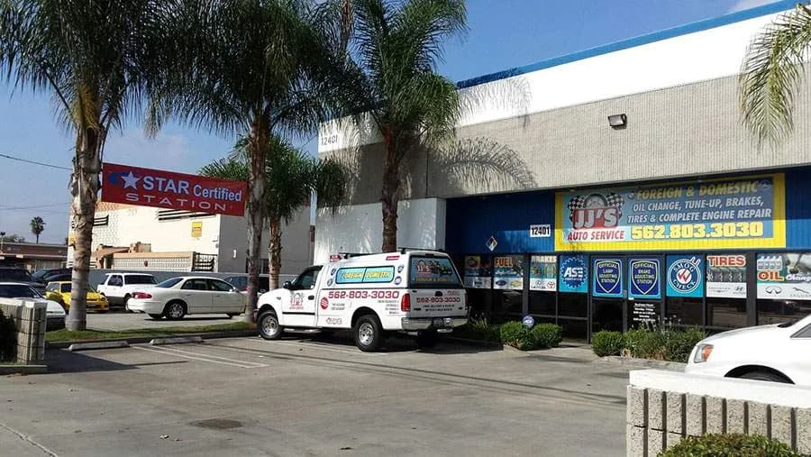 JJ's Auto Service in Downey