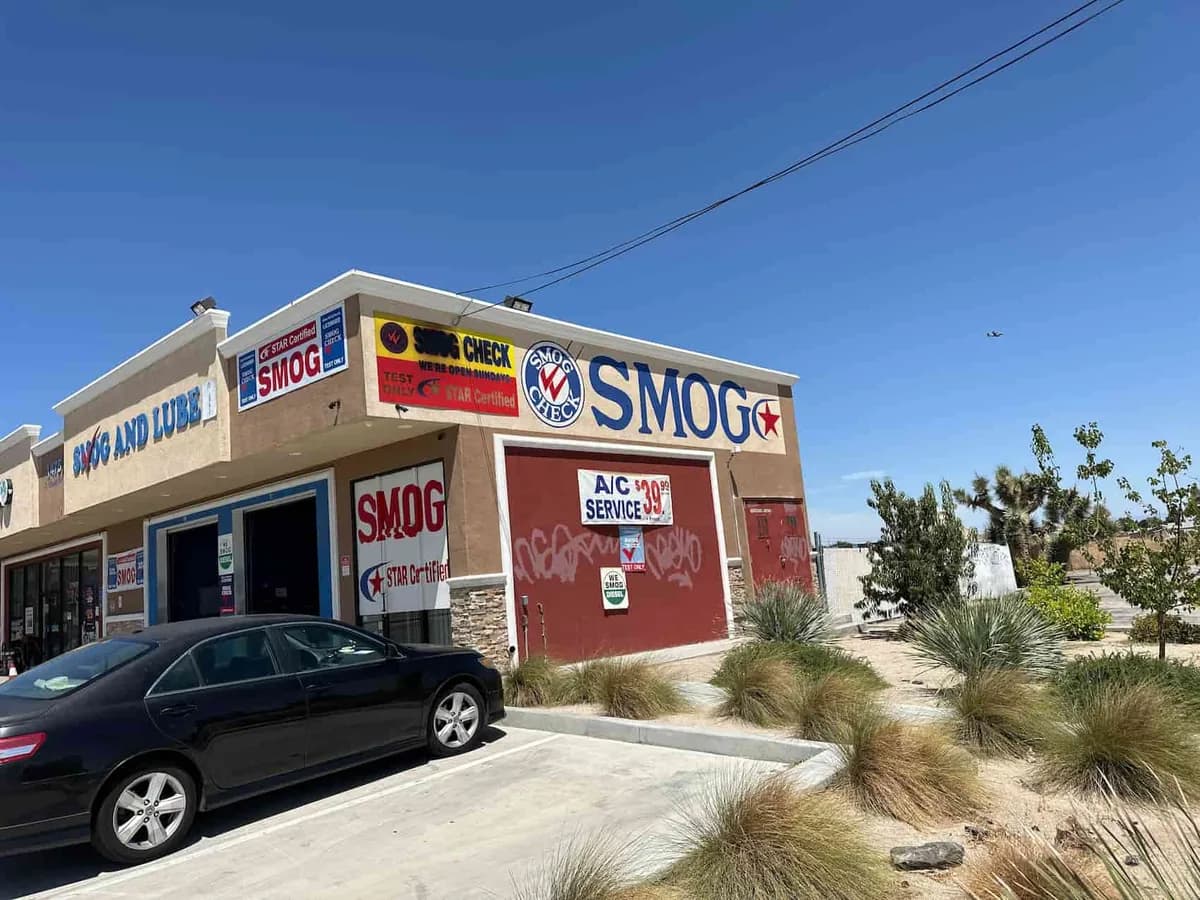 Smog And Lube 1 in Palmdale, photo 2